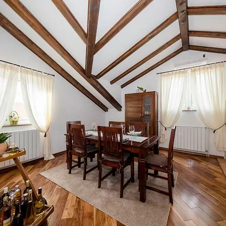 Godinic * New Translation