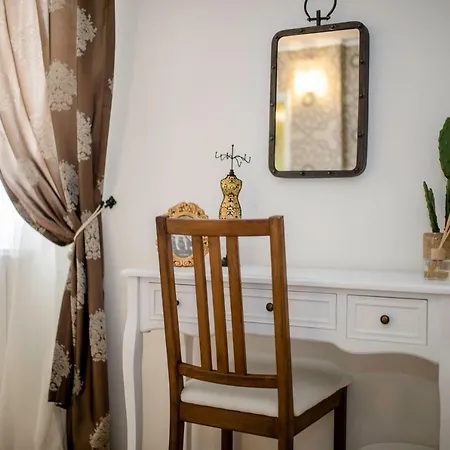 Godinic Apartment *