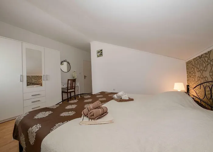 Appartamento Godinic *